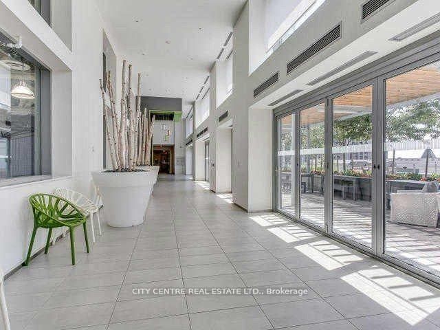 365 Prince Of Wales Drive, Unit 710 - Photo 19