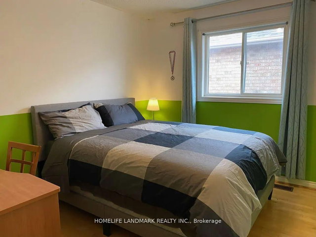 Autum - 846 Cardington Street S