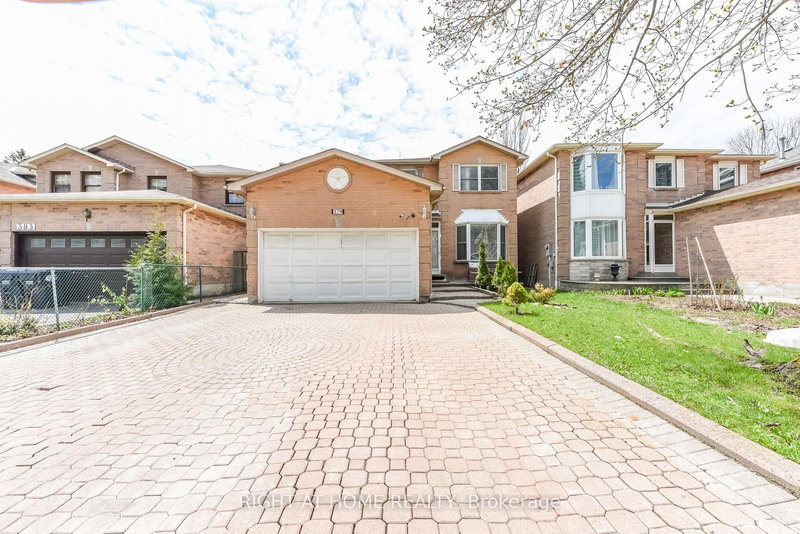 379 Wallenberg Cres, Mississauga, L5B 3N1 | Image 3