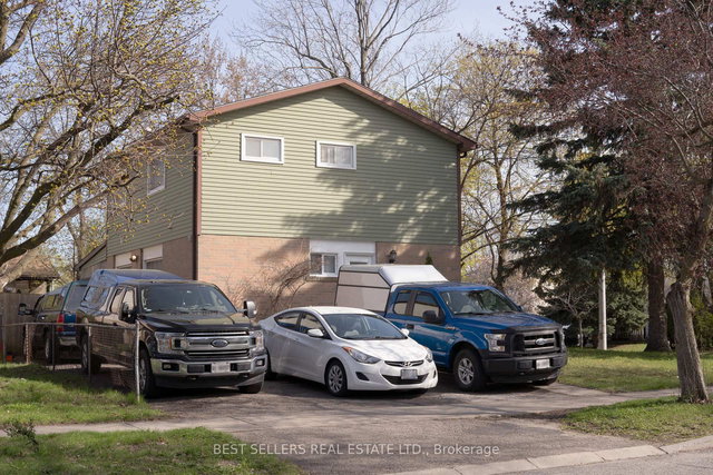 9 Herkley Drive