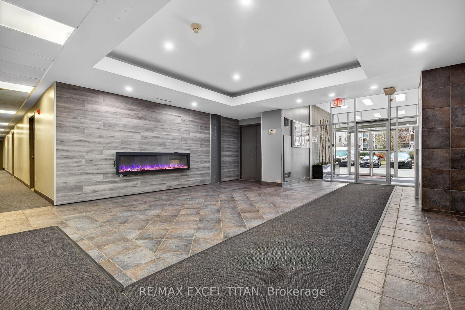1401 Dupont Street, Unit 404 - Photo 3