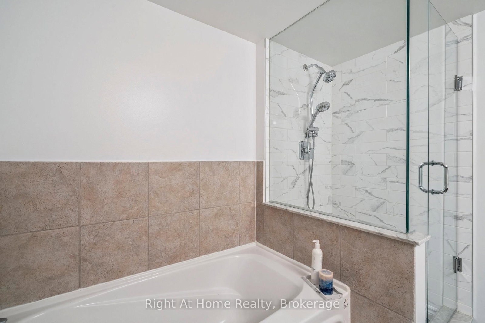 2111 Lake Shore Boulevard W, Unit 605 - Photo 14