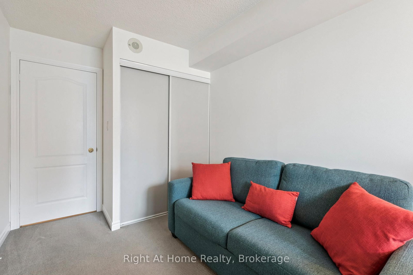 2111 Lake Shore Boulevard W, Unit 605 - Photo 16