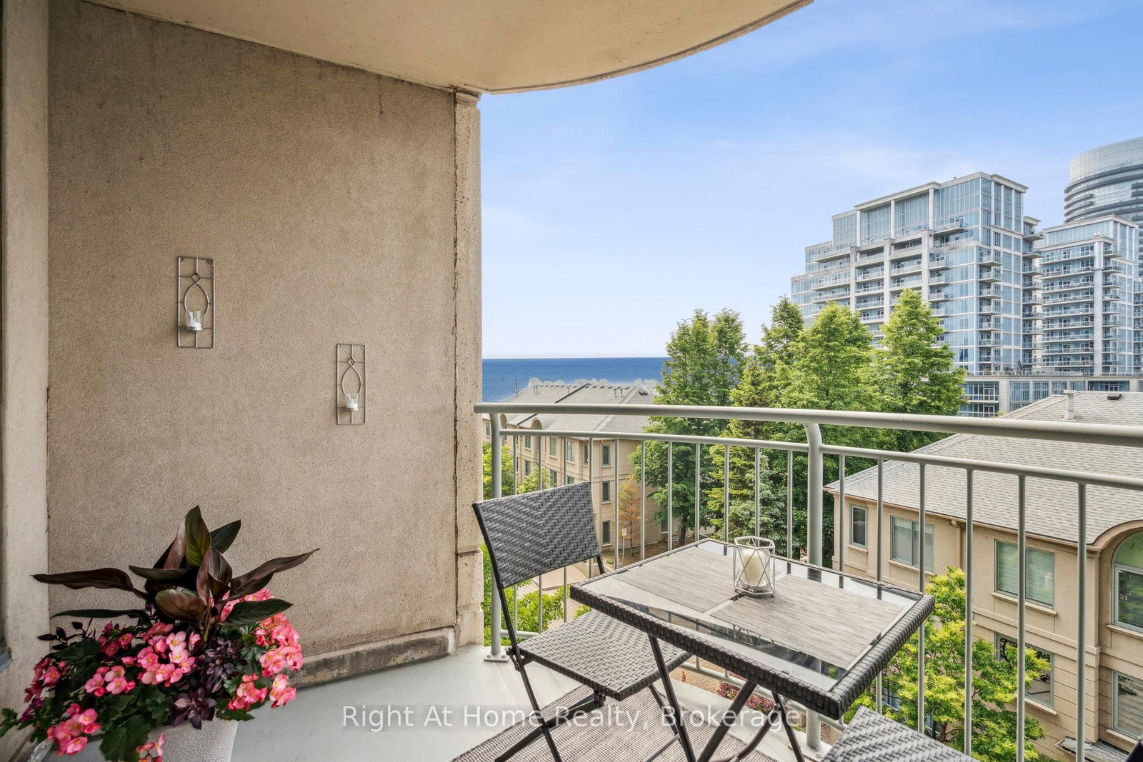 2111 Lake Shore Boulevard W, Unit 605 - Photo 19