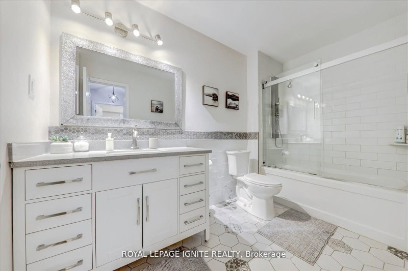 4023 Bishopstoke Mississauga,ON L4Z 1H9 — Photo 18