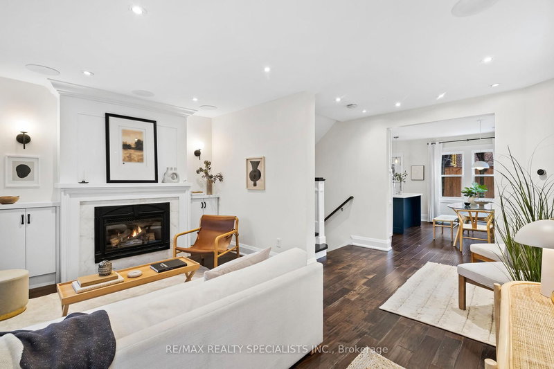 8 Primrose Ave, Toronto, M8V 1P8 | Image 3
