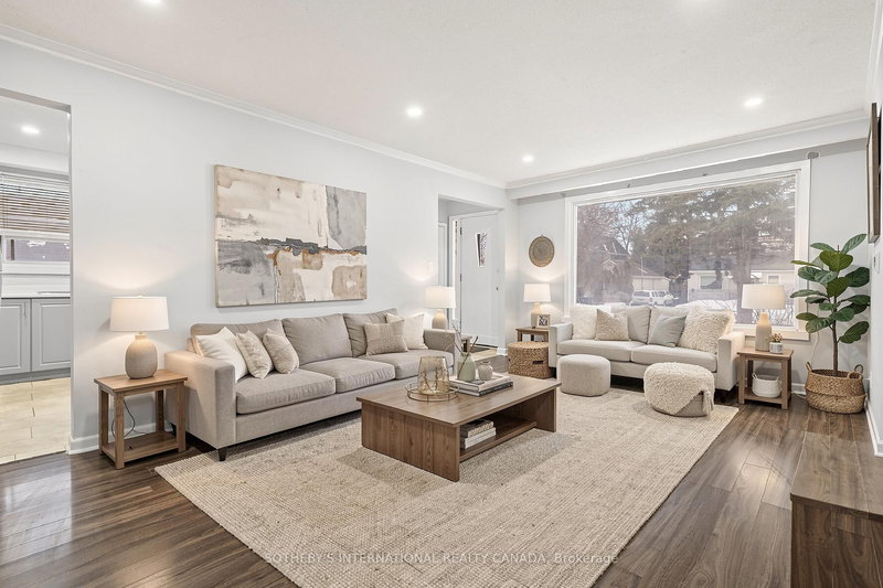 upper - 957 Beechwood Ave, Mississauga, L5G 4E3 | Image 2