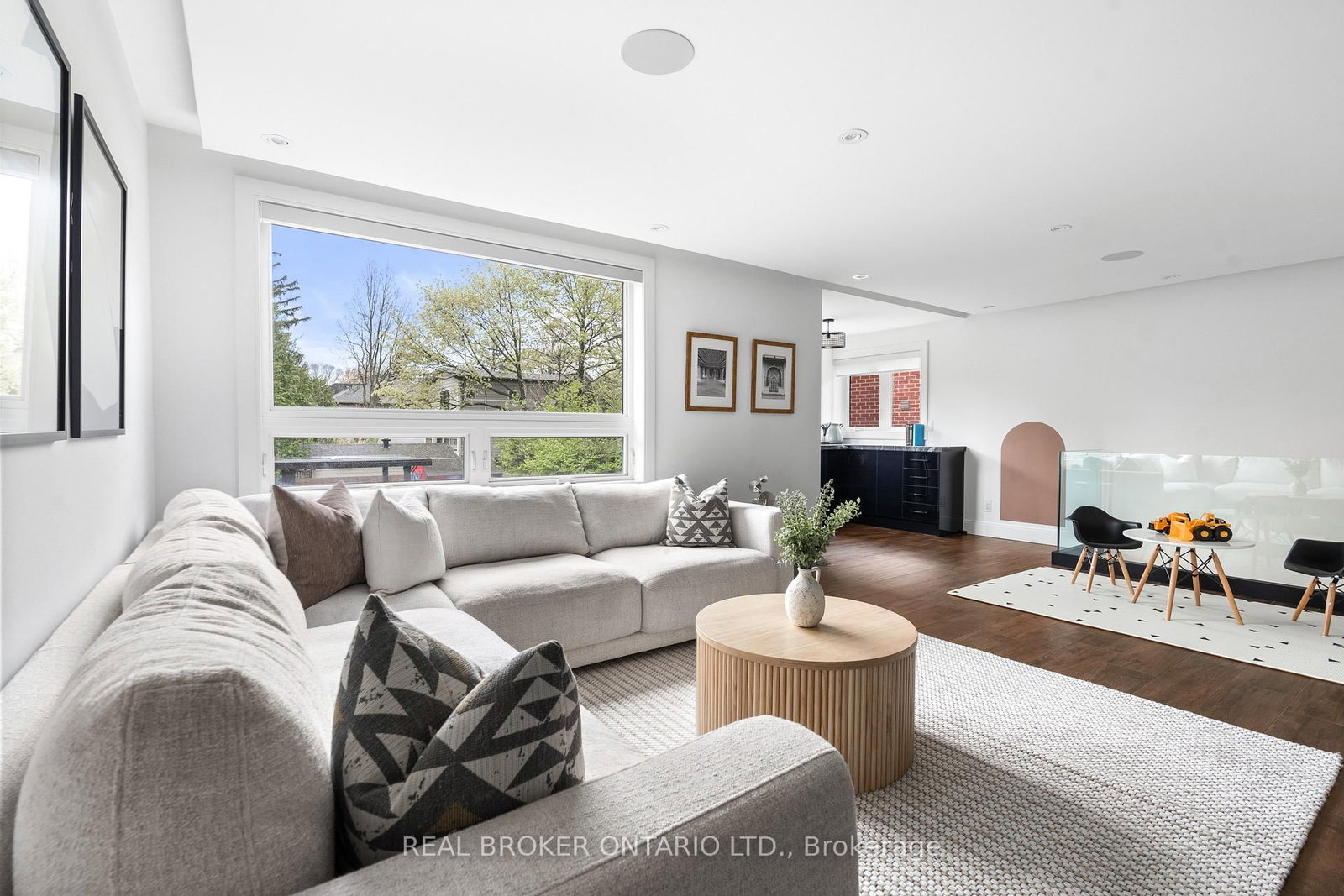 17 Old Oak Road - Photo 10