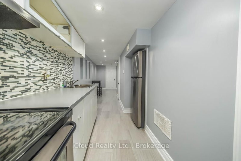 (Lower) - 225 Wallace Ave, Toronto, M6H 1V5 | Image 3
