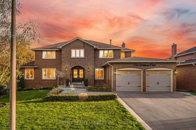 2 WHITMORE Court