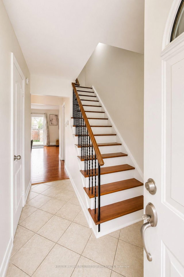 2 - 2108 Lakeshore Road W