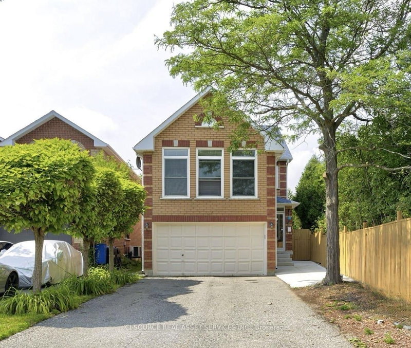 home for lease on Upper-45 Sunley Crescent