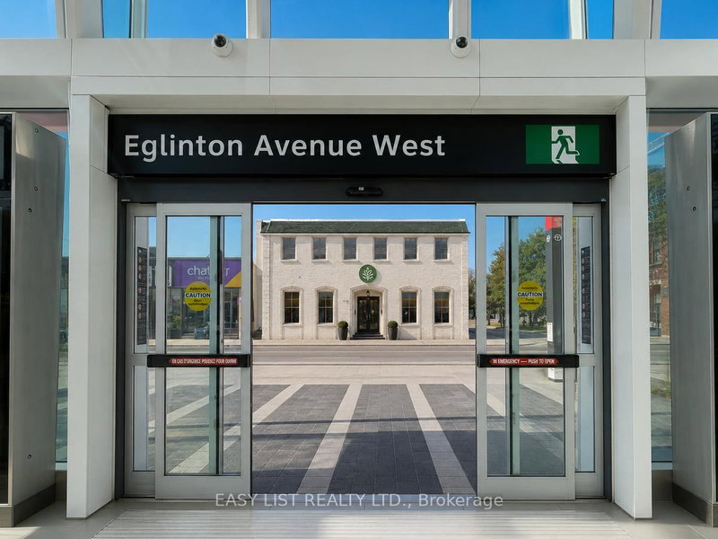 1812 Eglinton Ave, Toronto, M6E 2H6 | Image 2