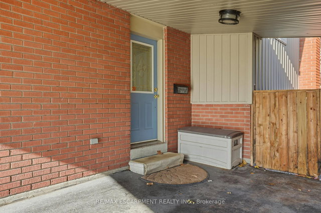 345 Erindale Drive