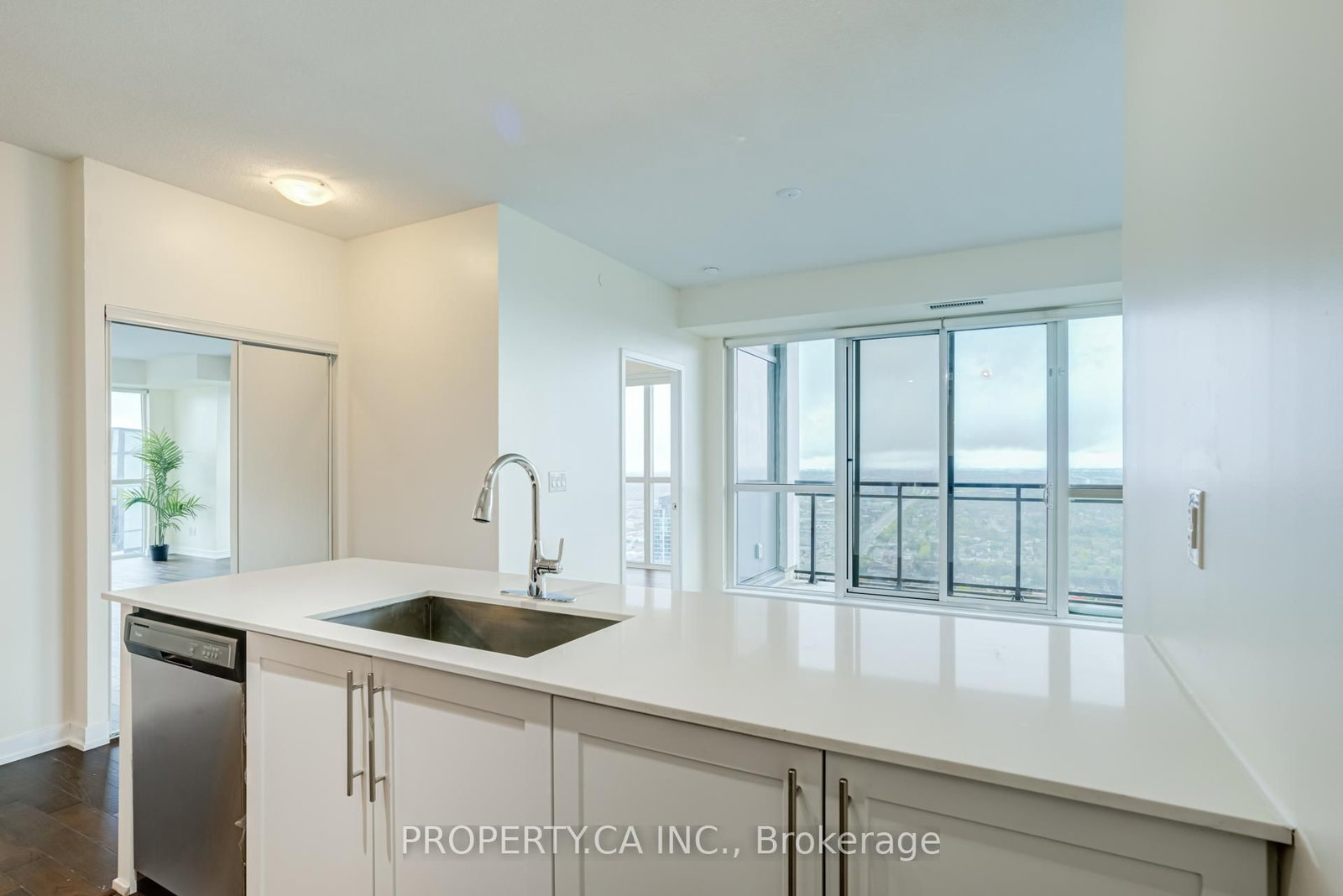 510 Curran Place, Unit 3904 - Photo 15