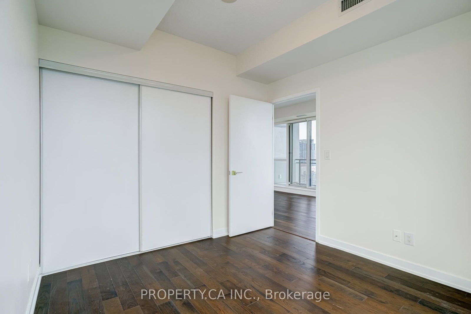 510 Curran Place, Unit 3904 - Photo 32