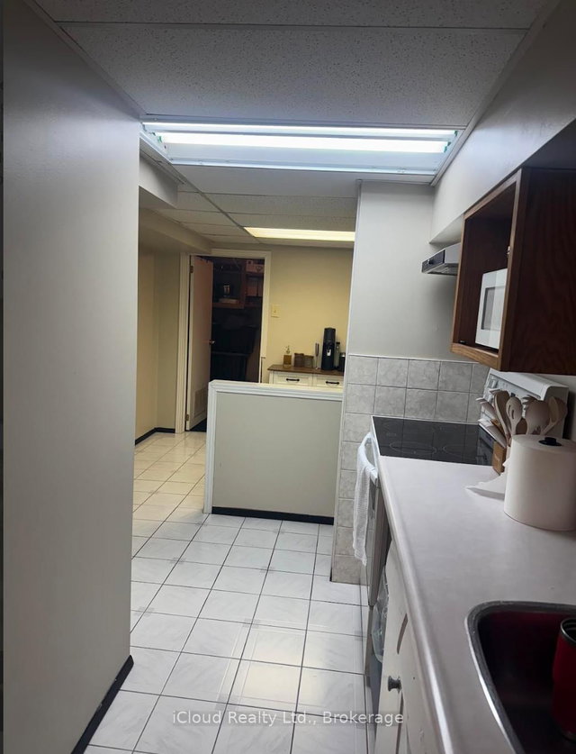 Bsmt - 47 Parkview Place