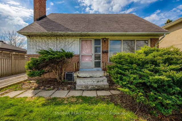 53 Lavington Drive
