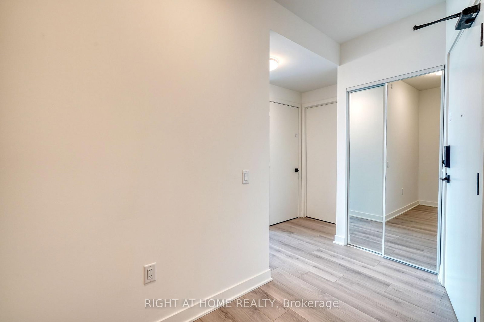 1185 Dupont Street, Unit 2603 - Photo 14