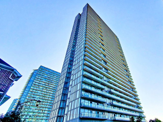 3015 - 105 The Queensway