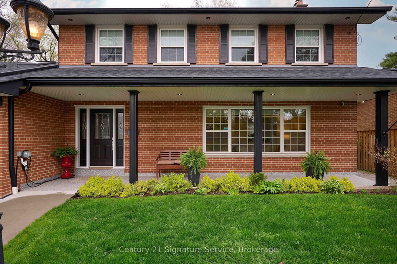 2235 Denise Rd, Mississauga, L4X 1J2 | Image 2