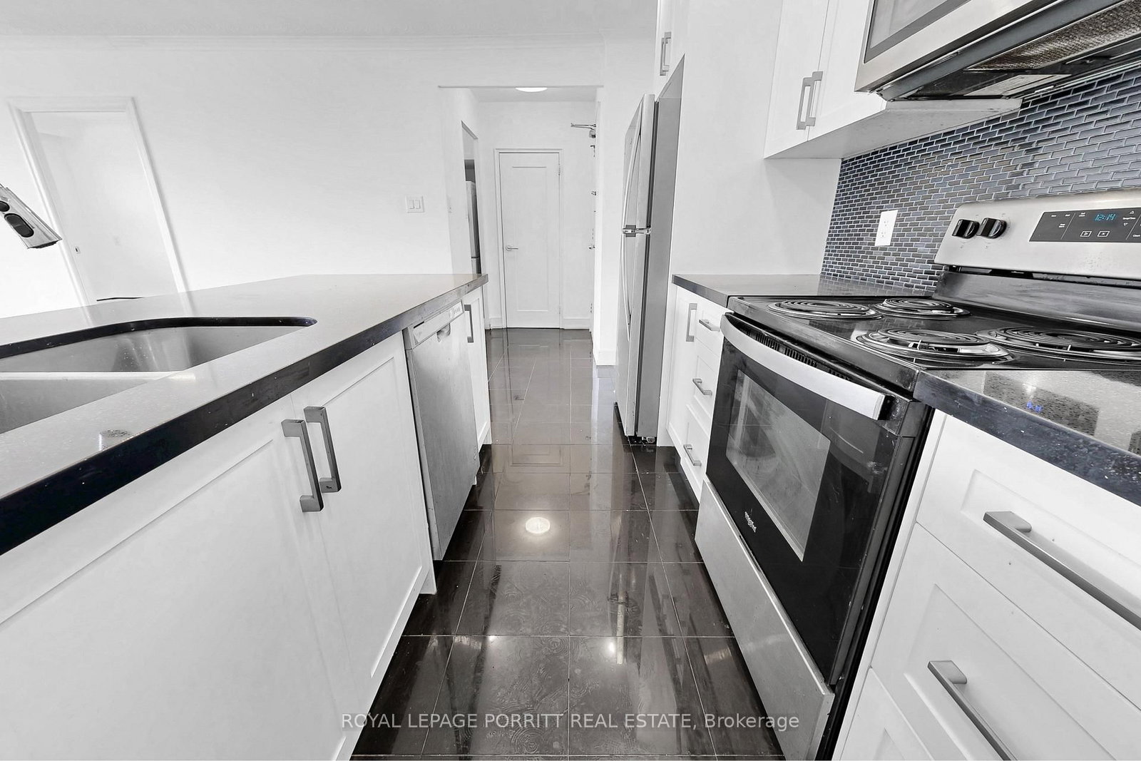 4 Superior Avenue, Unit 56 - Photo 14