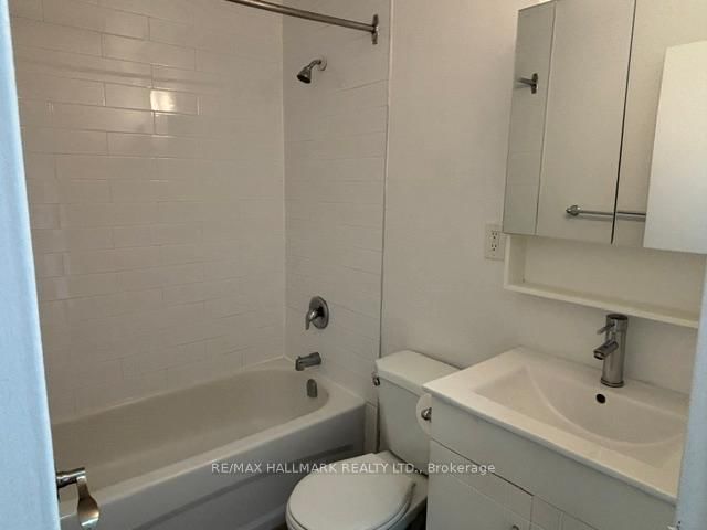 515 North Service Road, Unit 2-504 - Photo 4