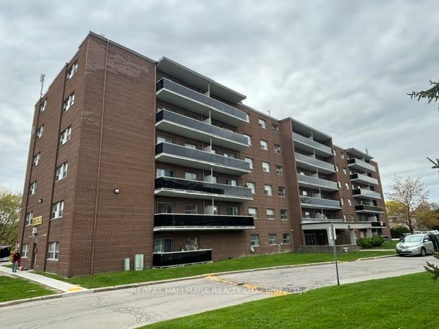 2-305 - 515 North Service Road