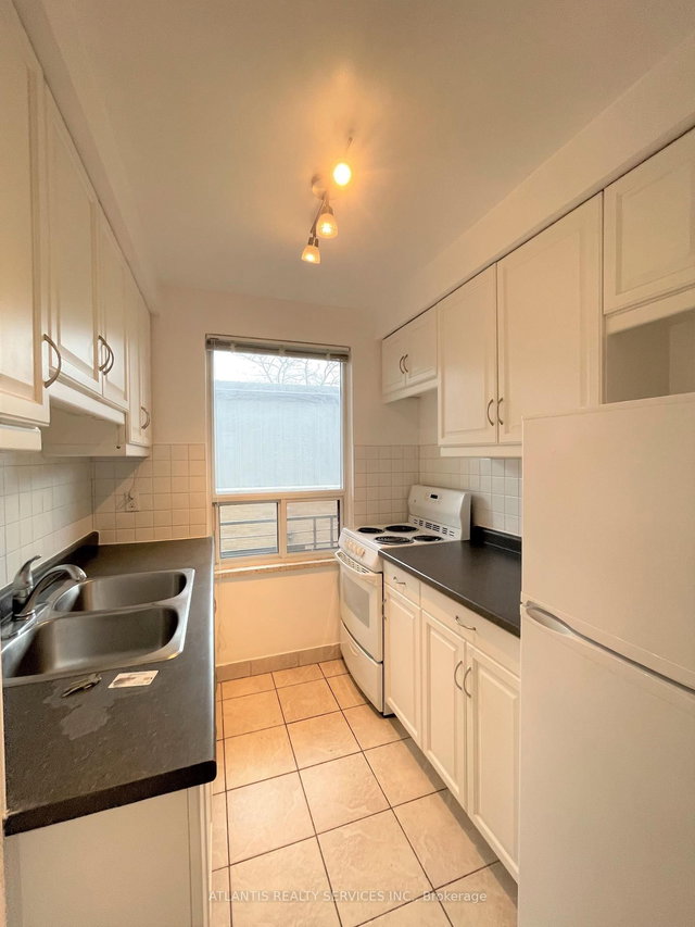 7 - 67 Lake Shore Drive