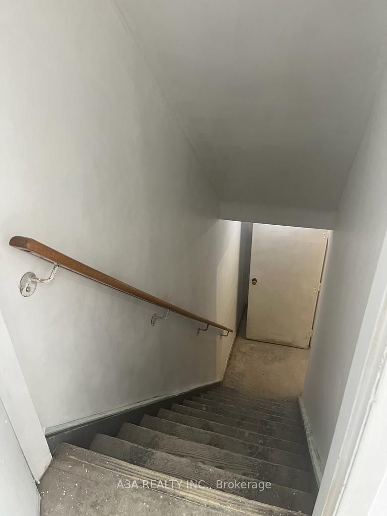 794 Wilson Avenue - Photo 38