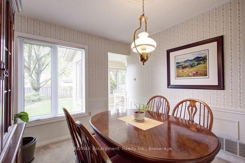 794 Hawkins Crescent - Photo 12