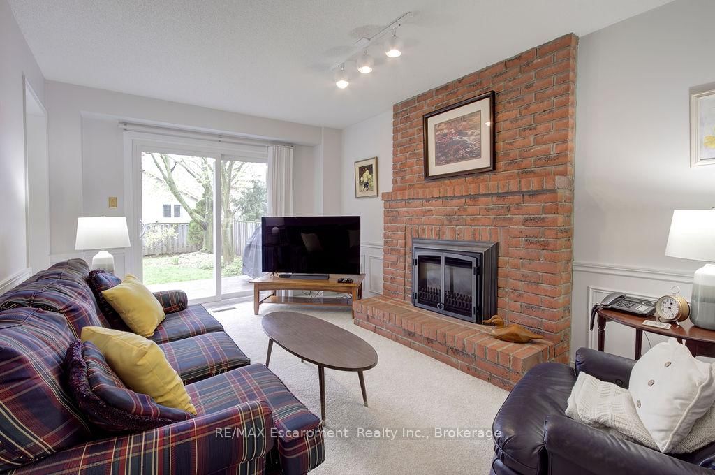 794 Hawkins Crescent - Photo 19