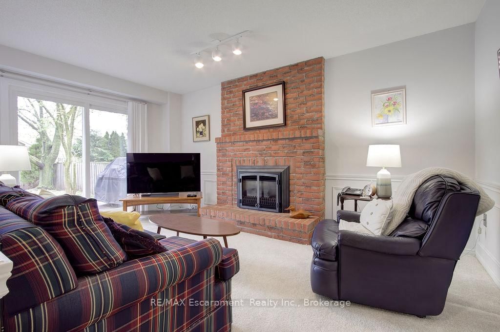794 Hawkins Crescent - Photo 20