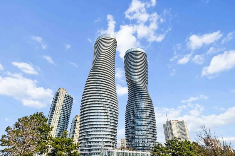 home for lease on 2606-50 Absolute Avenue N
