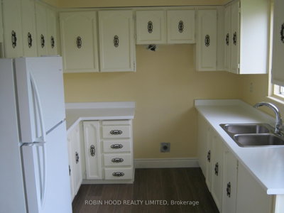 1953 Owlsnest Mississauga,ON L4W 2J1 — Photo 11
