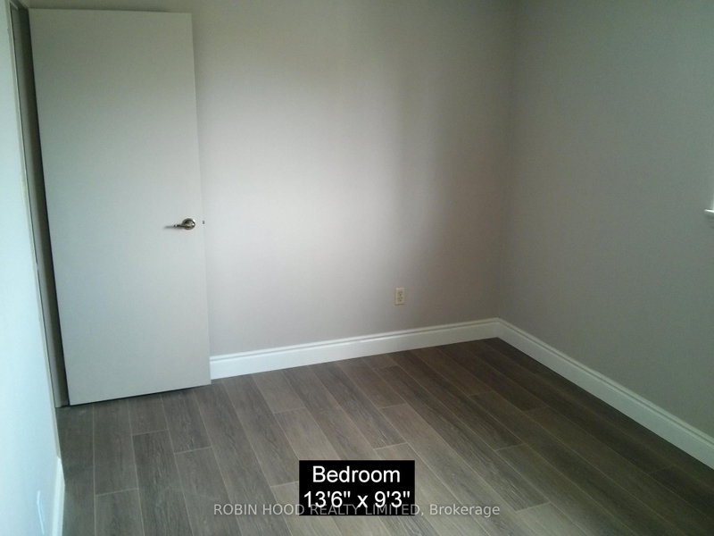 1953 Owlsnest Mississauga,ON L4W 2J1 — Photo 19