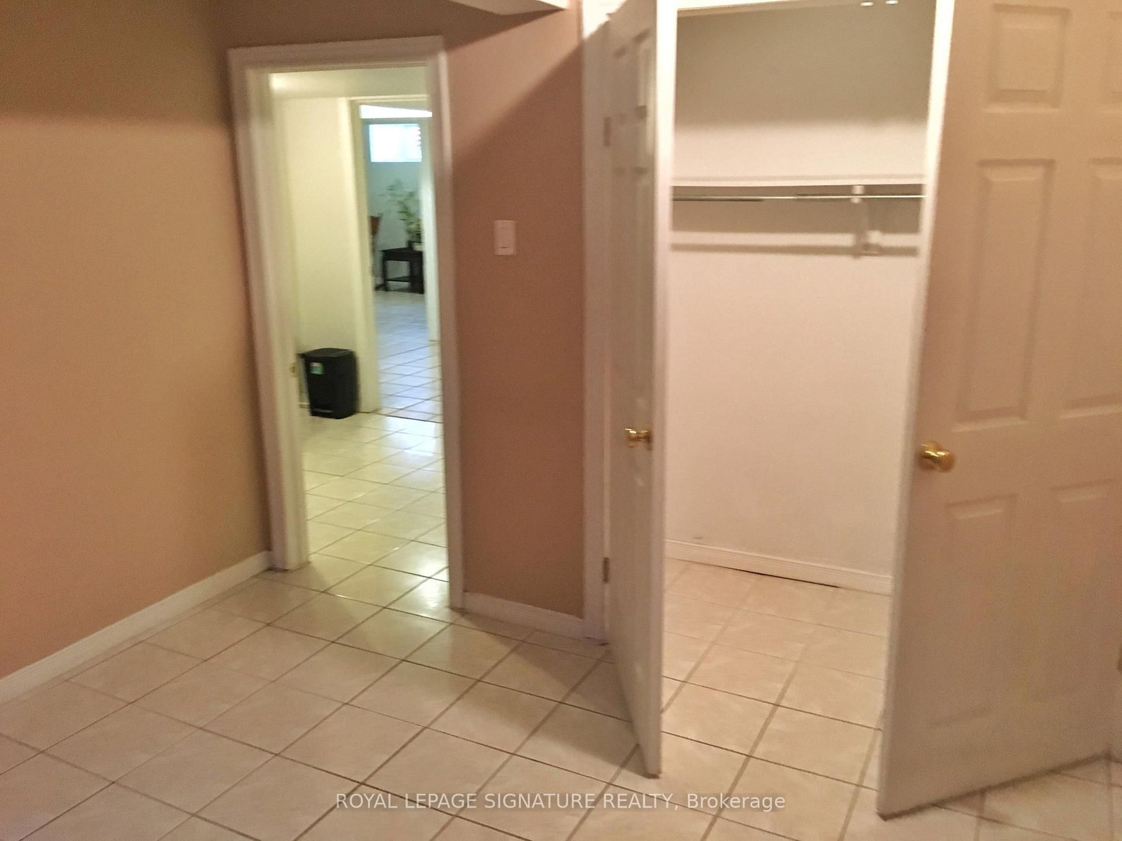 885 Runningbrook Drive, Unit Bsmt - Photo 11