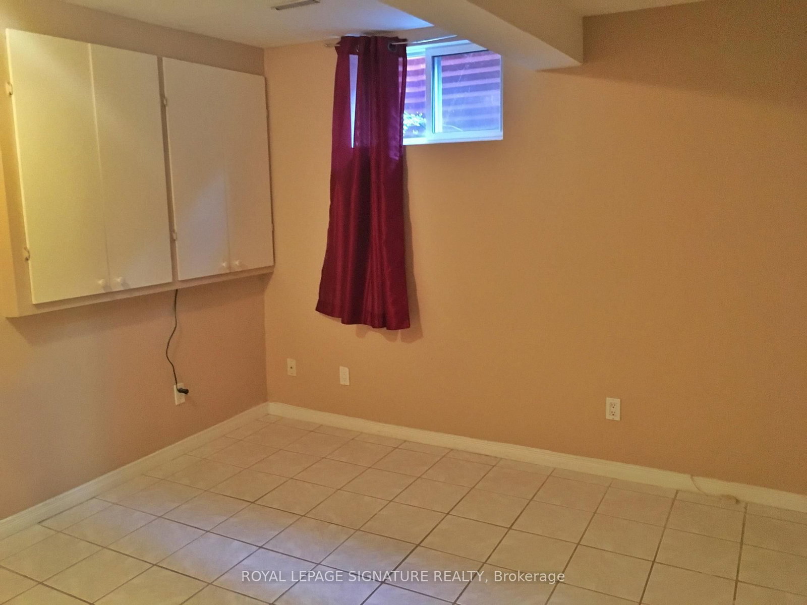 885 Runningbrook Drive, Unit Bsmt - Photo 4