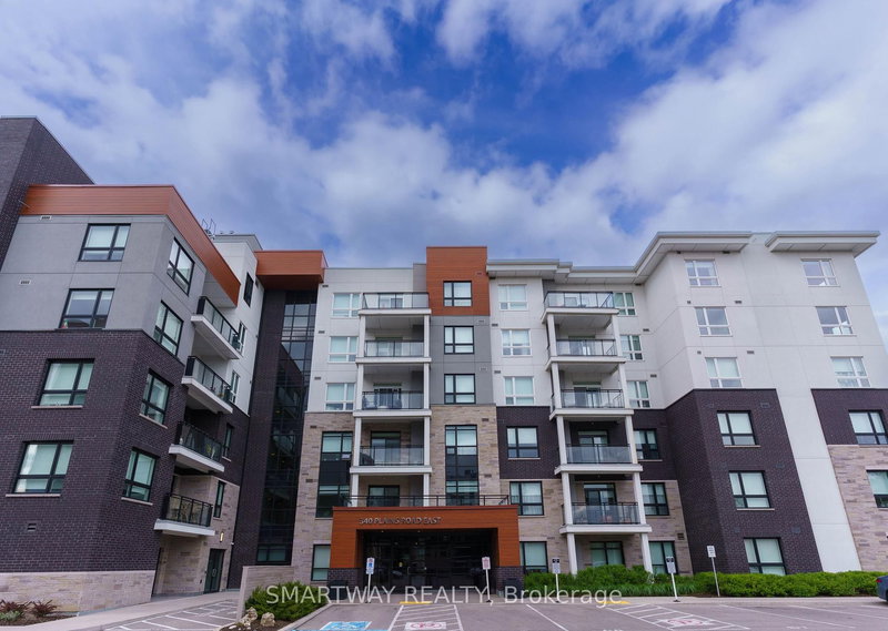 203 - 340 Plains Rd E, Burlington, L7T 0C2 | Image 2