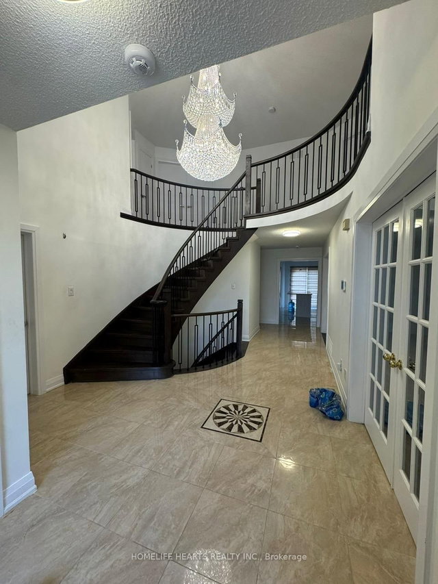 5 Burwash Court