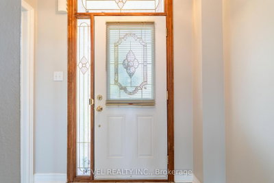 4871 James Austin Drive • Mississauga, ON photo 4