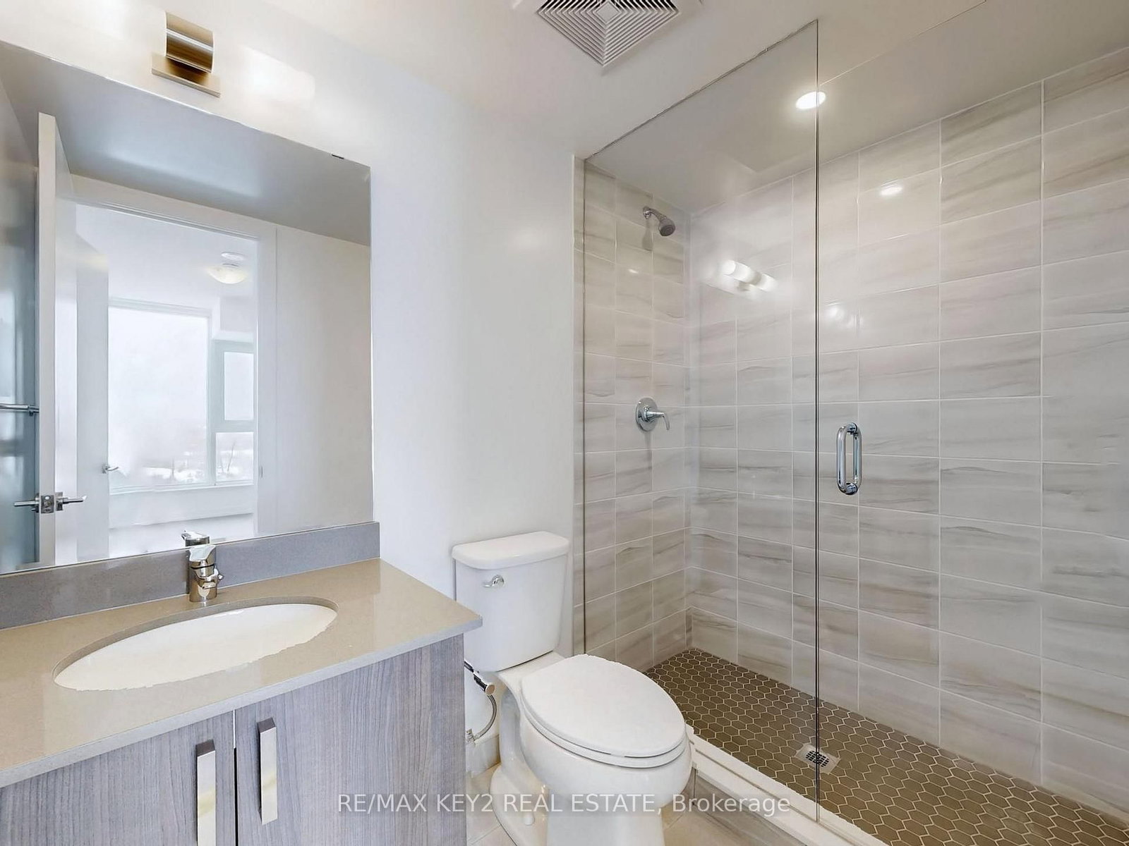 556 Marlee Avenue, Unit 611 - Photo 13
