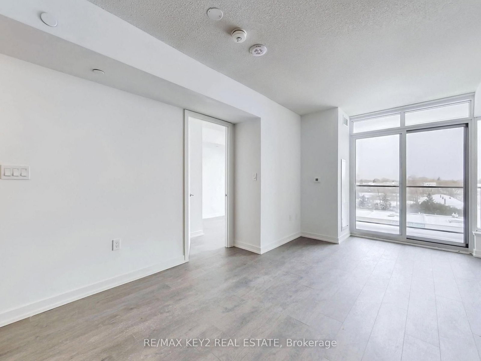 556 Marlee Avenue, Unit 611 - Photo 18