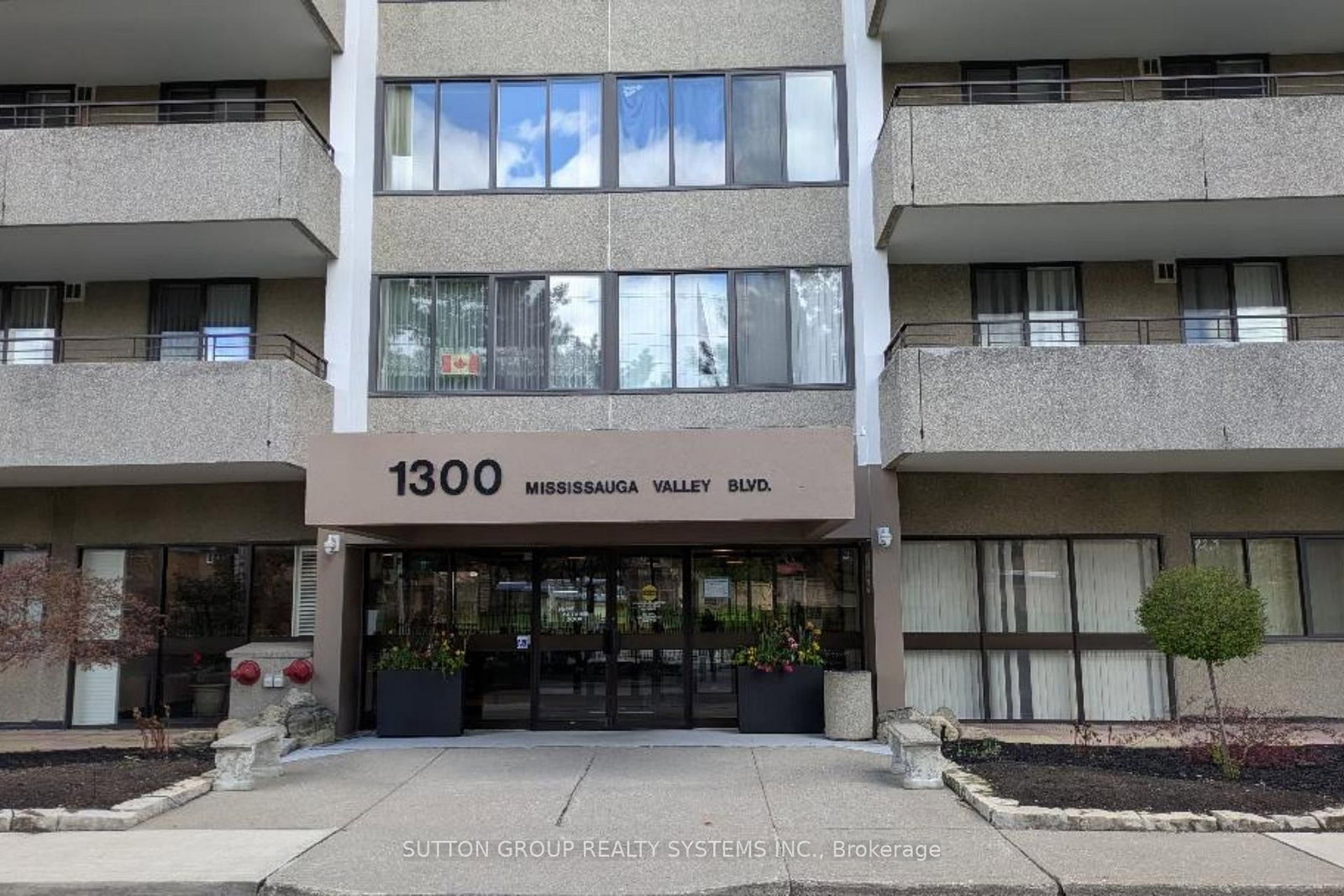 1300 Mississauga Valley Boulevard