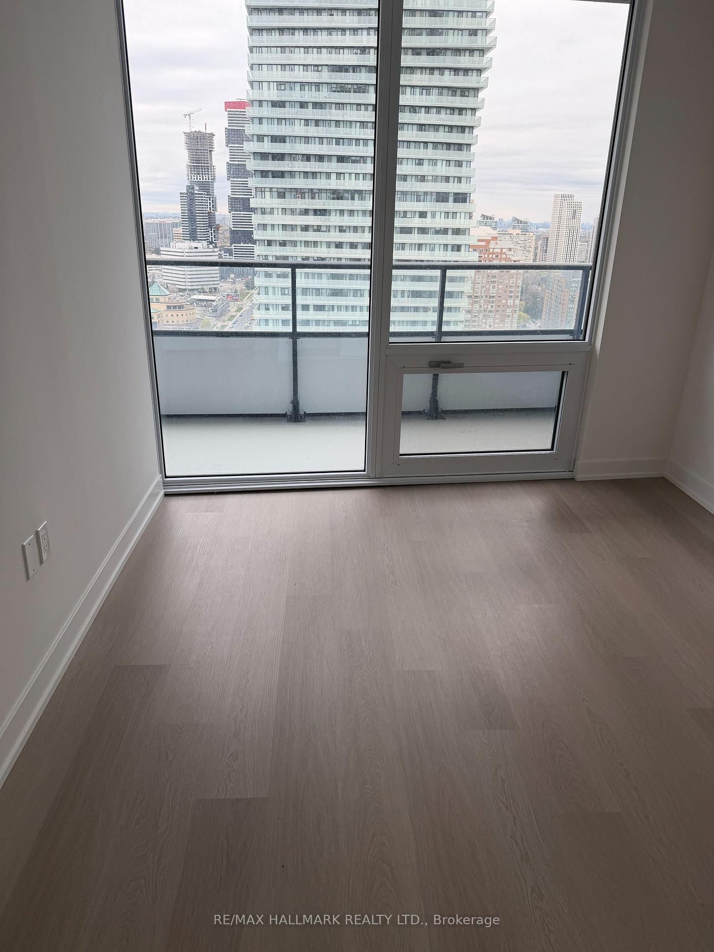 448 Burnhampthorpe Road, Unit 2306 - Photo 9
