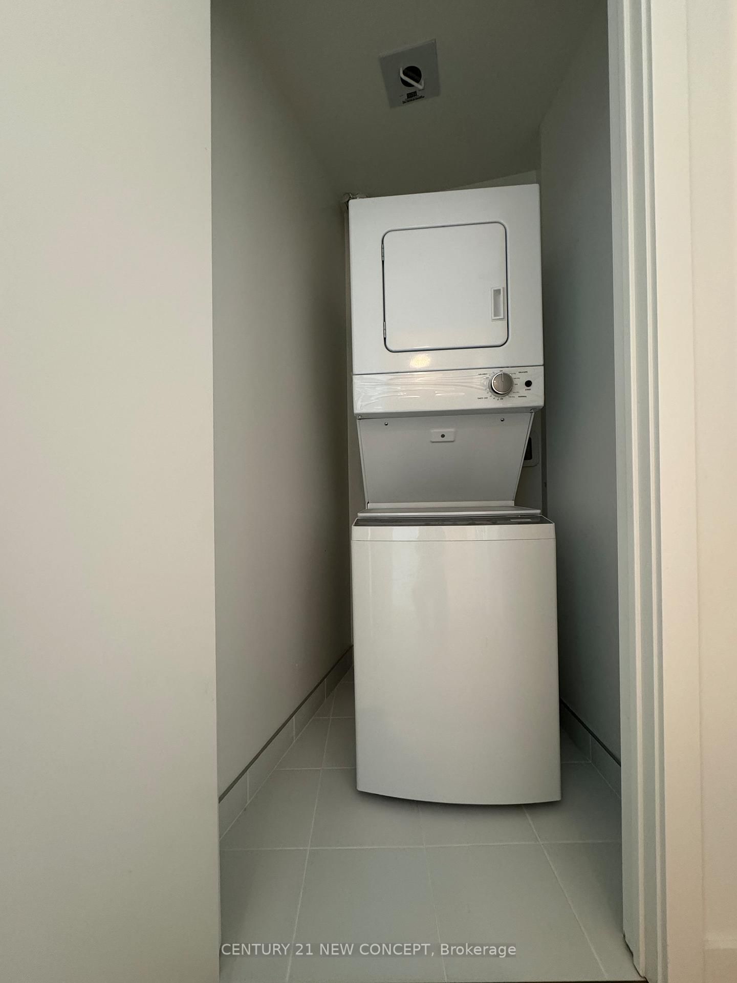 1185 Dupont Street, Unit 814 - Photo 10