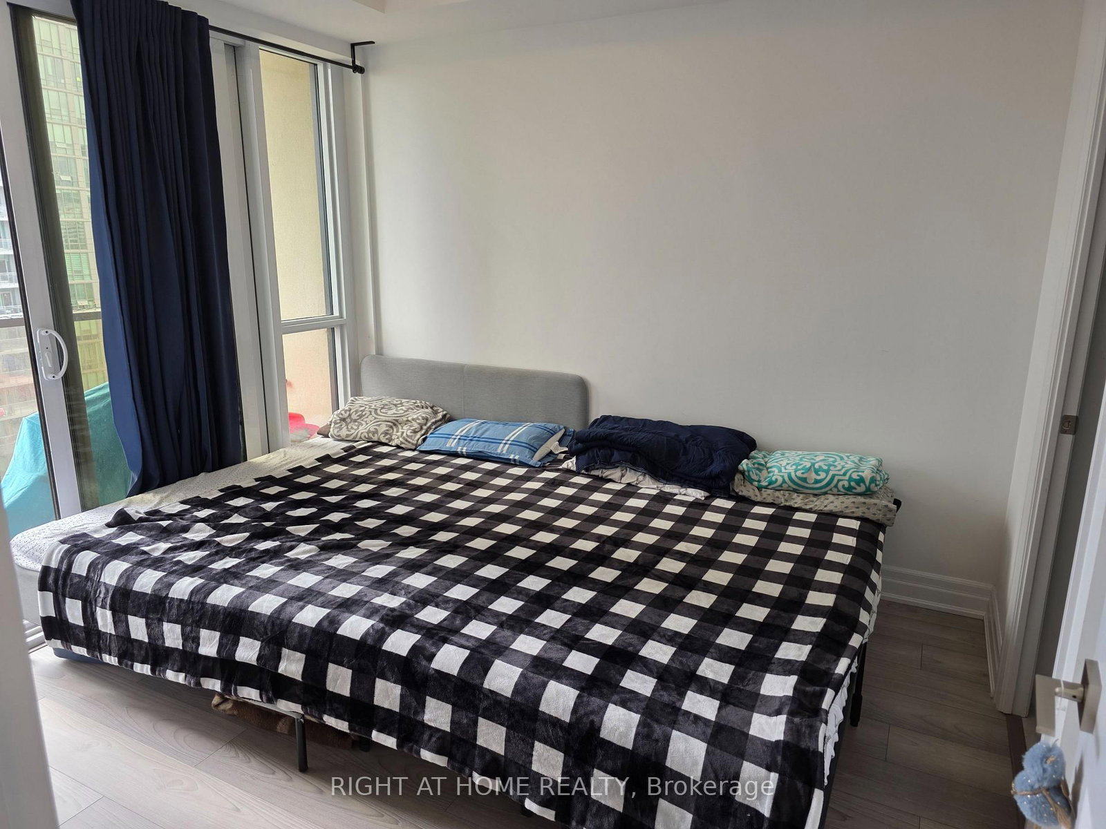 36 Elm Drive W, Unit 1006 - Photo 8