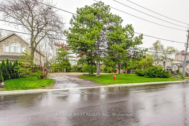 Part Lot 1 Fairview Road W