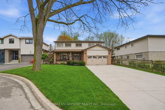 2127 Larabee Court