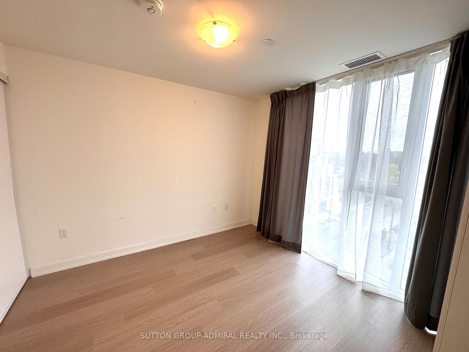 859 The Queensway, Unit 520 - Photo 11